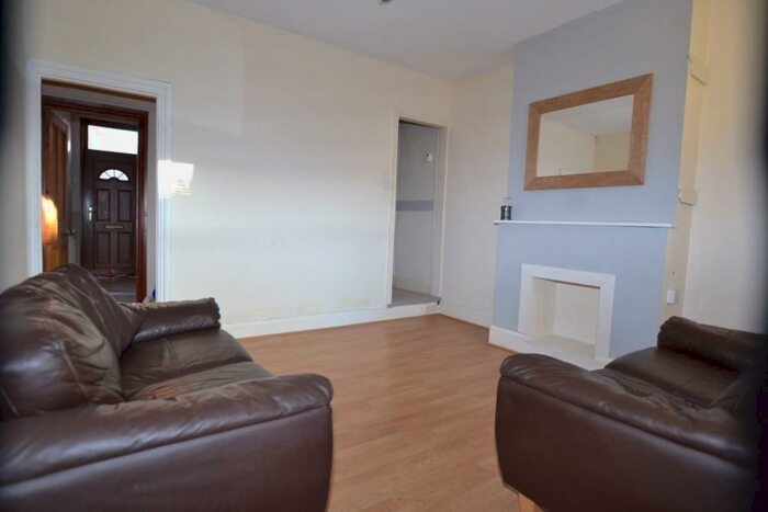 2 Bedroom House To Rent In Cecil Street, Derby, DE22
