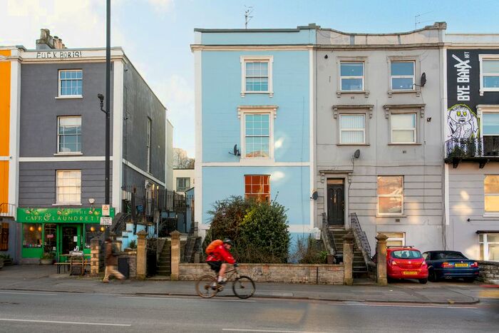 1 Bedroom Flat To Rent In Cheltenham Road, Bristol, BS6