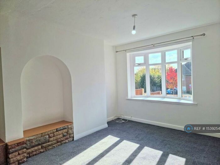 3 Bedroom End Of Terrace House To Rent In Danesbury Crescent, Birmingham, B44