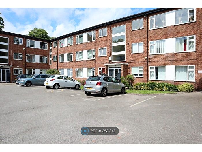 2 Bedroom Flat To Rent In Fairfield Court, Manchester, M14