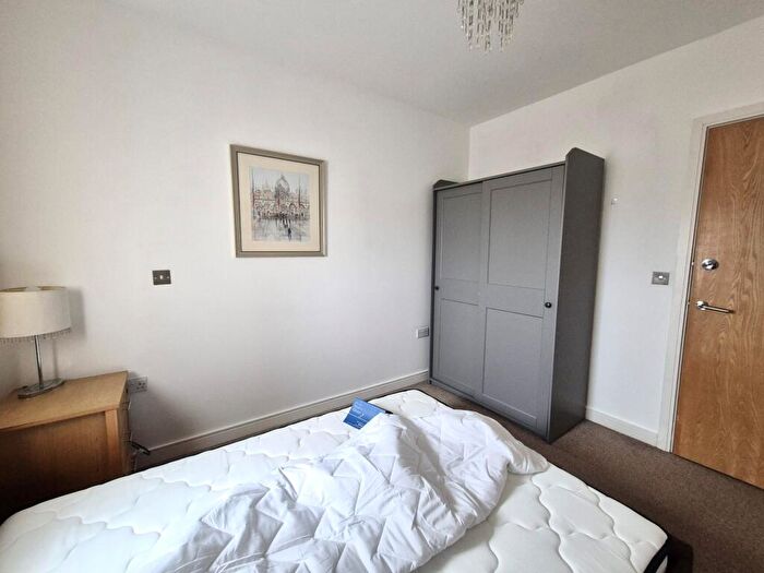 2 Bedroom Apartment To Rent In Watermark, Ferry Road, CF11