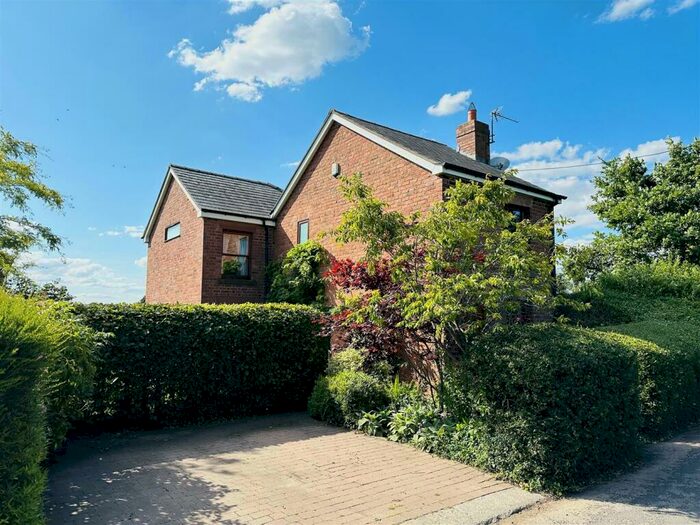 3 Bedroom Cottage For Sale In Onston Lane, Crowton, Northwich, CW8