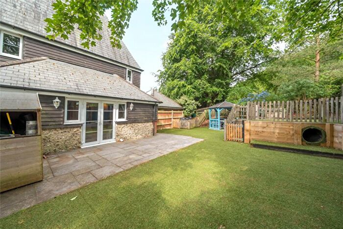4 Bedroom Semi-Detached House For Sale In Silver Birch Mews, Greatham, Liss, Hampshire, GU33