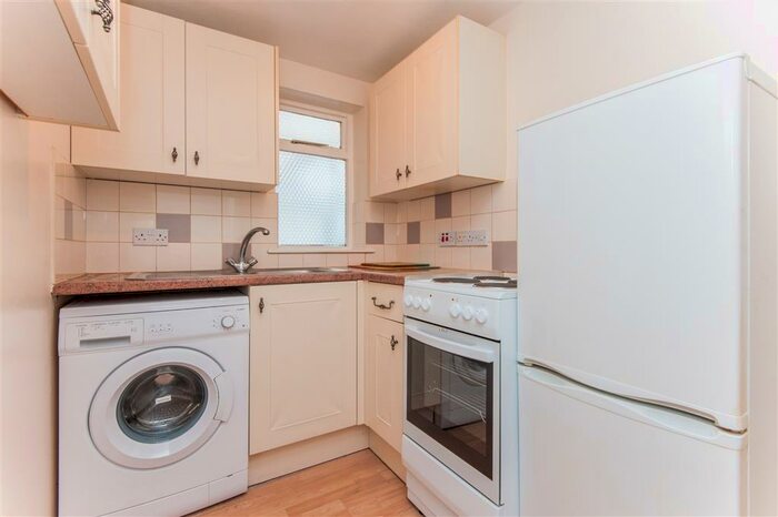 1 Bedroom Apartment To Rent In Fore Street, Heavitree, Exeter, EX1