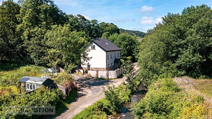 5 Bedroom Detached House For Sale In Lee Brook Road, Rawtenstall, Rossendale, BB4