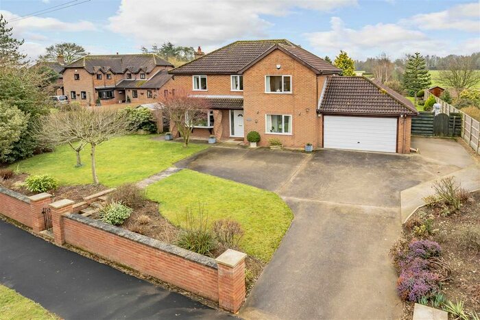 4 Bedroom Detached House For Sale In South Road, Tetford, Horncastle, LN9