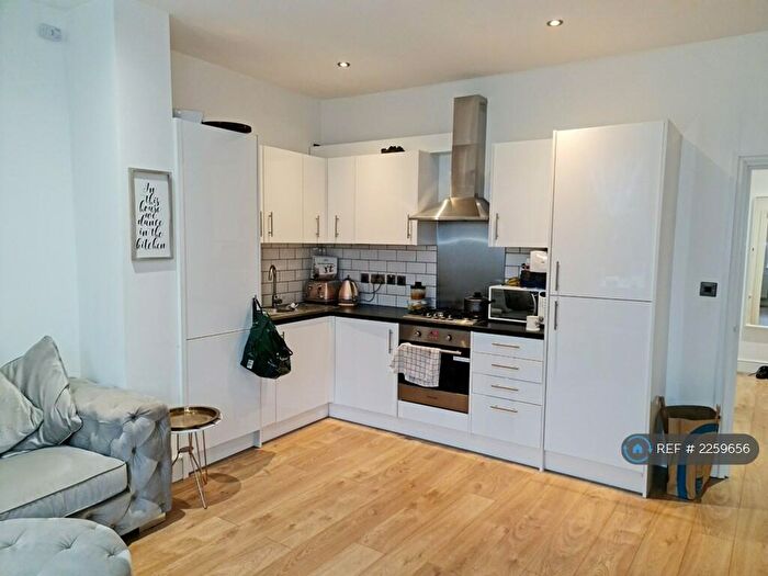 1 Bedroom Flat To Rent In Southwood Road, London, SE9
