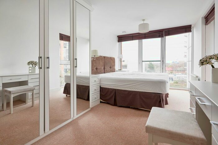 2 Bedroom Flat To Rent In Alaska Apartments, Western Gateway, London, E16