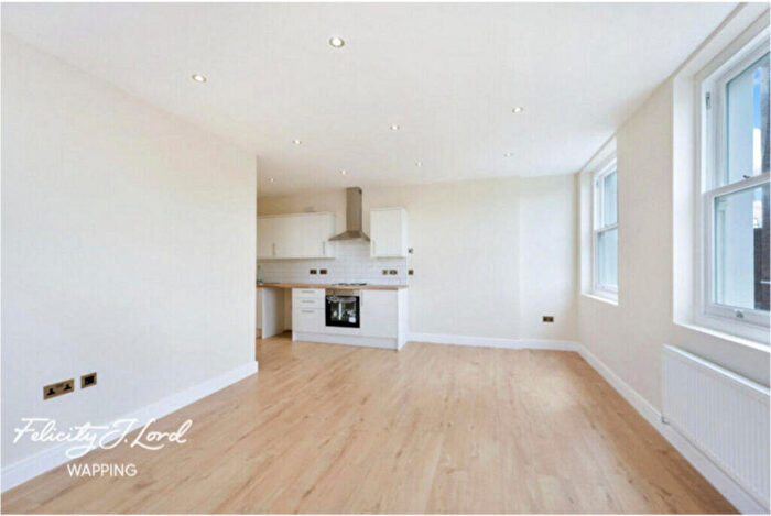 2 Bedroom Apartment To Rent In Commercial Road, London, E1