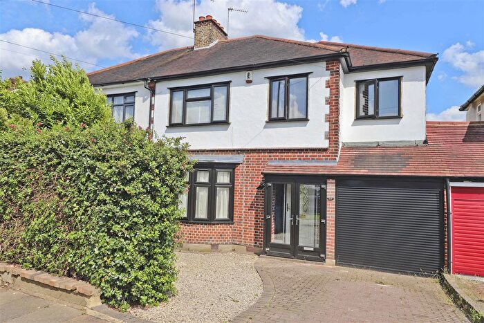 4 Bedroom Semi Detached House For Sale In Cannon Lane, Pinner, HA5