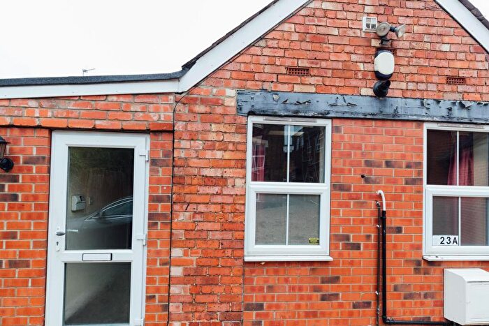 2 Bedroom House To Rent In Canwick Road, Lincoln, LN5