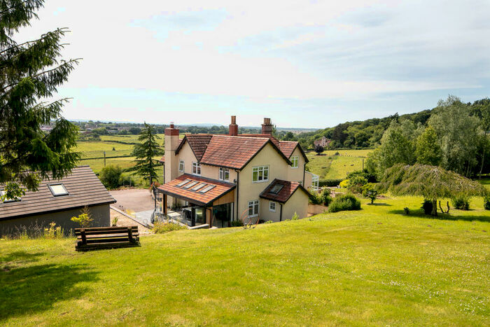 5 Bedroom Detached House To Rent In Tower House Lane, Wraxall, BS48