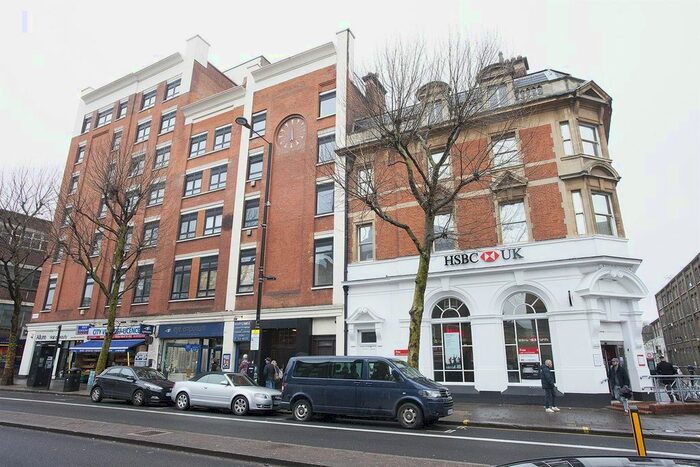 2 Bedroom Flat To Rent In City View House, Bethnal Green Road, E2