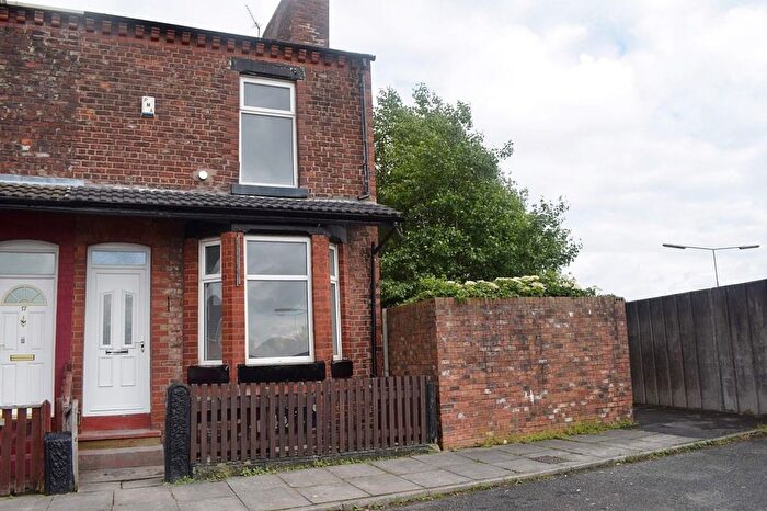 2 Bedroom End Of Terrace House To Rent In Buckingham Avenue, Salford, M6