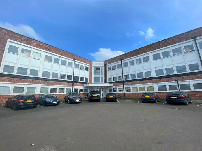 1 Bedroom Flat To Rent In Goodrich Mews, Dudley, DY3