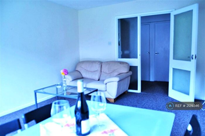 1 Bedroom Flat To Rent In St. Arvans Close, Croydon, CR0