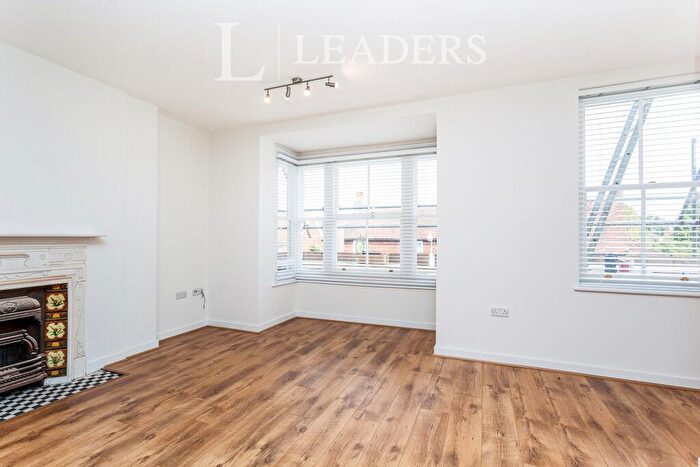 2 Bedroom Flat To Rent In High Street, Hurstpierpoint, Hassocks, BN6