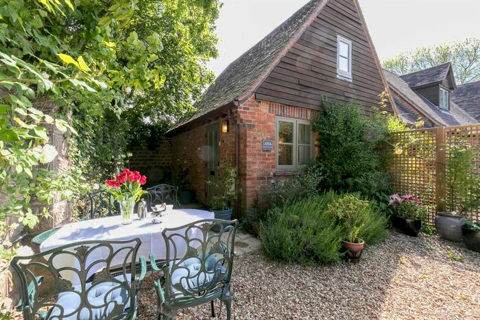 2 Bedroom Cottage To Rent In Church Lane, Marston, Oxford, OX3