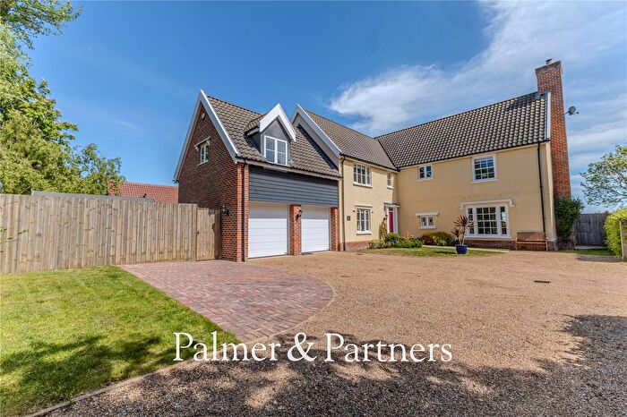 5 Bedroom Detached House For Sale In Priory Meadows, Darsham, Suffolk, IP17