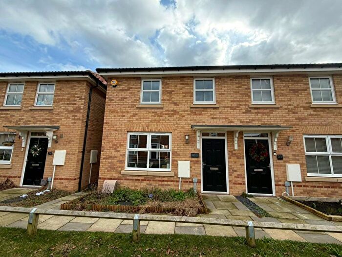 3 Bedroom Semi-Detached House For Sale In Saxon Avenue, Hatfield, Doncaster, South Yorkshire, DN7