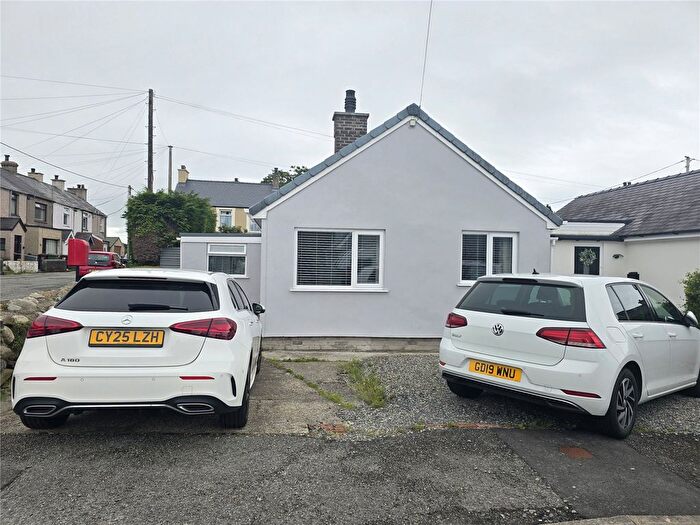 3 Bedroom Bungalow For Sale In Erw Wen, Caeathro, Caernarfon, Gwynedd, LL55