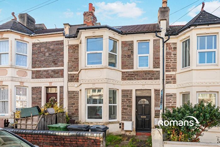 2 Bedroom Flat To Rent In Sandgate Road, Bristol, Somerset, BS4