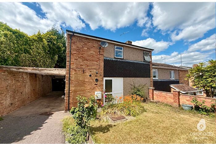 3 Bedroom Semi-Detached House For Sale In Abrahams Road, Henley-on-Thames, RG9