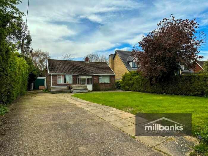 2 Bedroom Detached Bungalow For Sale In Church Road, Wreningham, NR16