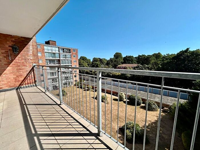 2 Bedroom Apartment To Rent In Cedar Manor, Poole Road, Bournemouth, BH4