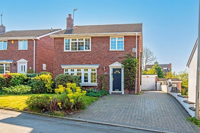 4 Bedroom Detached House For Sale In Ashlands, Frodsham, WA6