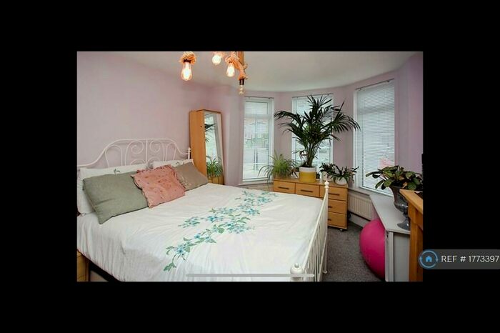 2 Bedroom Terraced House To Rent In Florence Road, Southampton, SO19