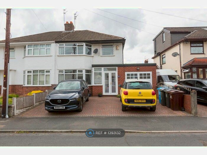 3 Bedroom Semi-Detached House To Rent In Chestnut Avenue, Huyton, Liverpool, L36