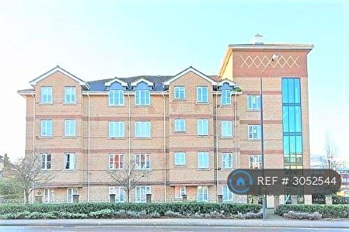 2 Bedroom Flat To Rent In Nightingale Court, Harrow, HA1