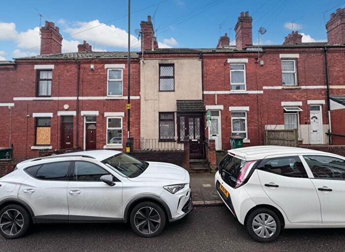 3 Bedroom Terraced House For Sale In Broomfield Road, Coventry, CV5