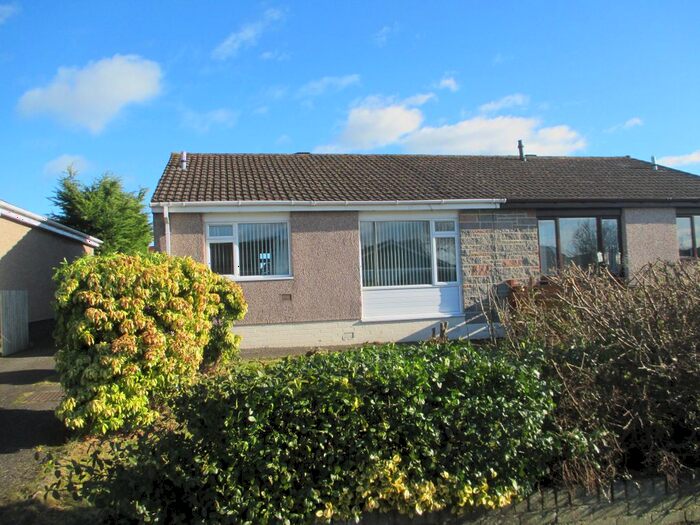 3 Bedroom Semi-Detached Bungalow To Rent In Grangehill Drive, Monifieth, Dundee, DD5