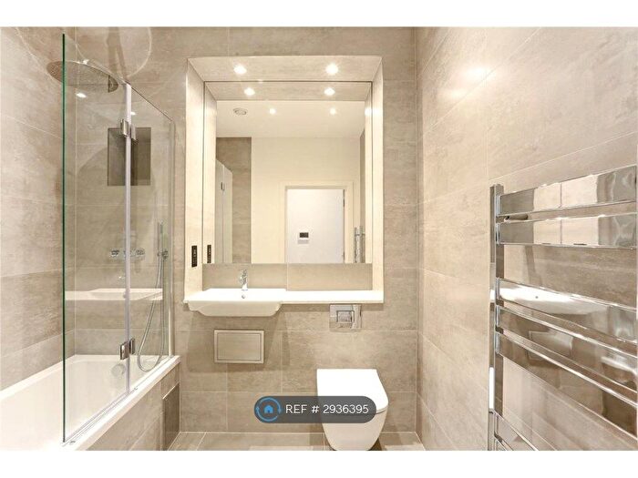2 Bedroom Flat To Rent In Point Pleasant Works, London, SW18