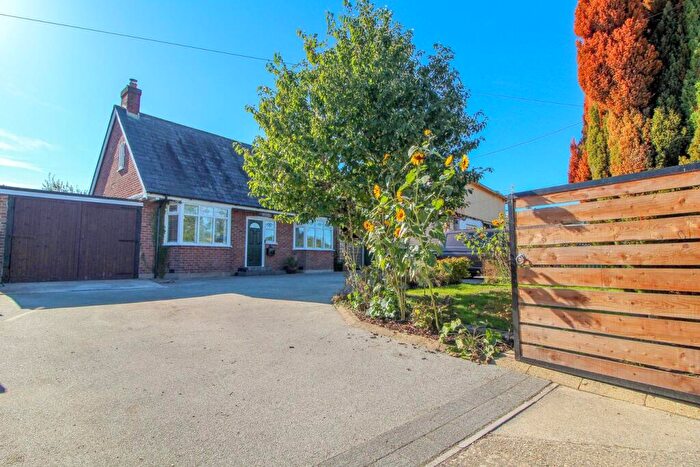 3 Bedroom Detached House For Sale In New Road, Stoborough, Wareham, BH20