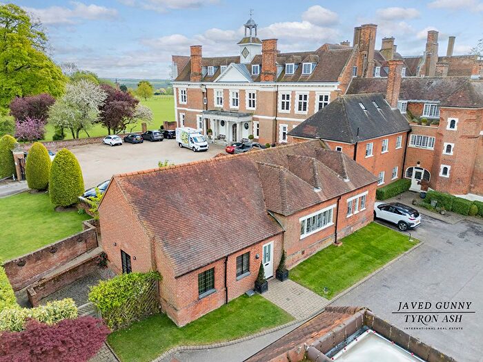 5 Bedroom Mews For Sale In Hill Hall, Epping, CM16