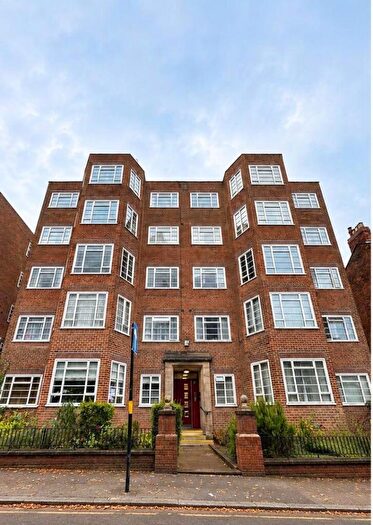 3 Bedroom Apartment For Sale In George Road, Birmingham, B15