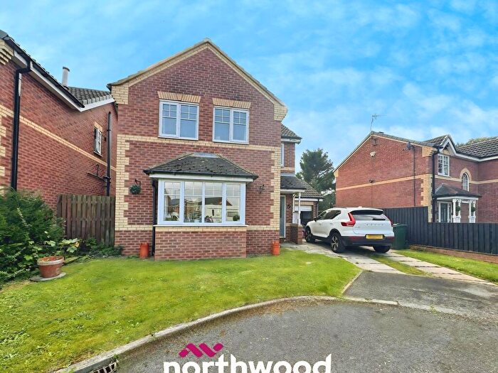 3 Bedroom Detached House For Sale In Cathedral Court, Dunsville, Doncaster, DN7