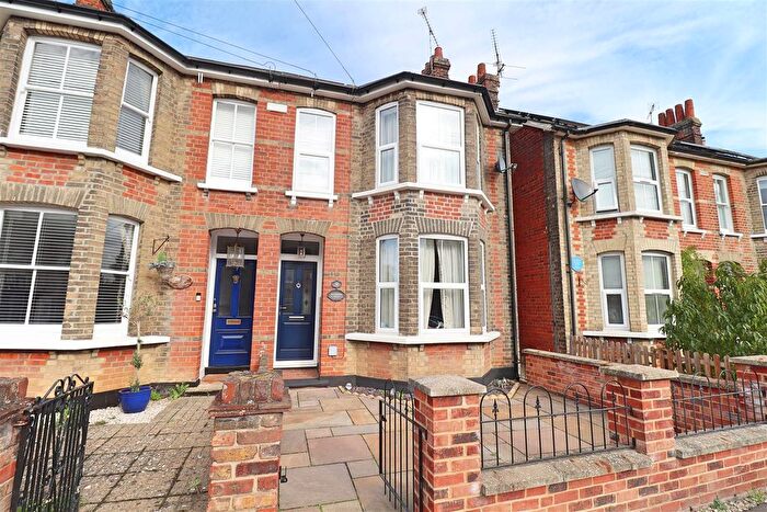 3 Bedroom Semi-detached House For Sale In Woodfield Road, Braintree, CM7