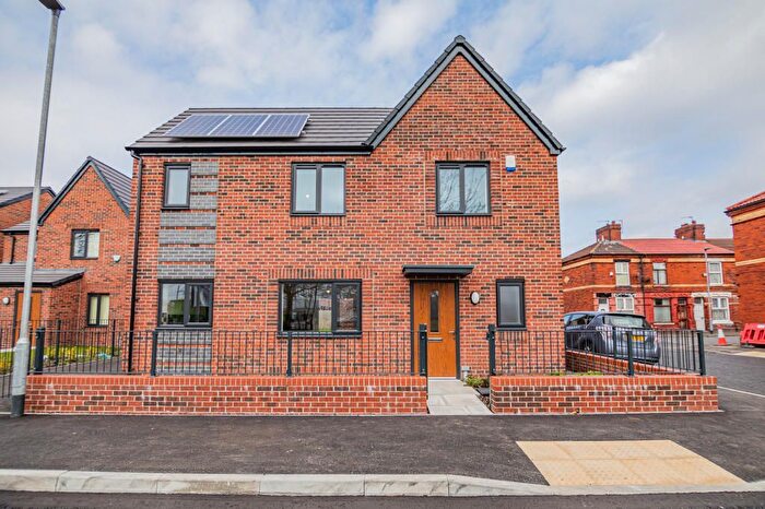 3 Bedroom Detached House To Rent In Aviary Road, Manchester, M12