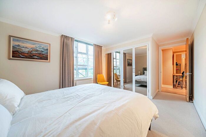 2 Bedroom Flat To Rent In Elverton Street, Westminster, London, SW1P