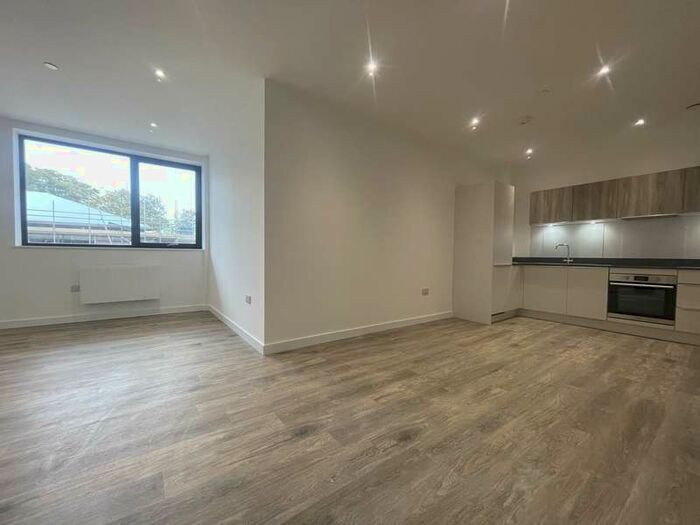 1 Bedroom Flat To Rent In Springfield House, Basingstoke, RG23