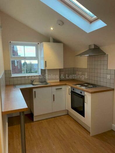 1 Bedroom Apartment To Rent In Yarborough Road, Lincoln, LN1