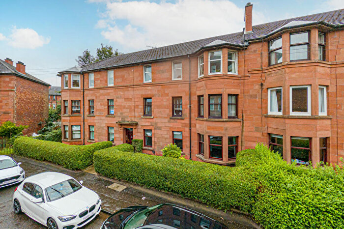 3 Bedroom Apartment To Rent In Morley Street, Battlefield, Glasgow, G42