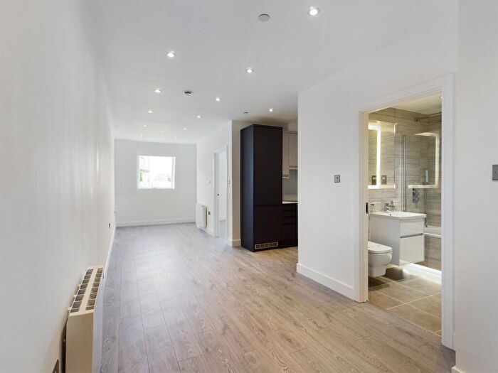 1 Bedroom Apartment To Rent In , KT15