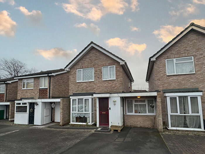 4 Bedroom Link Detached House To Rent In Beverley, Toothill, Swindon, SN5
