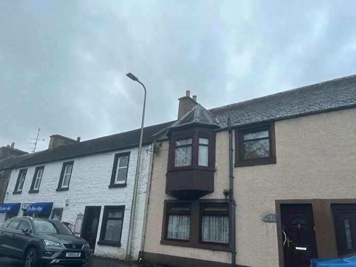 1 Bedroom Flat To Rent In Front Street, Braco, Perthshire, FK15