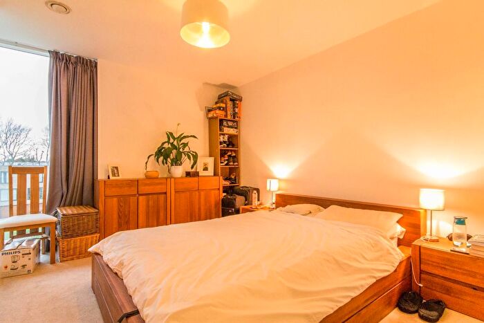 1 Bedroom Flat To Rent In Lilywhite Drive, Cambridge, CB4